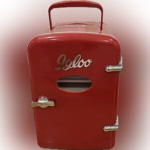 Stylish Red Igloo Mini Fridge - Perfect for Dorms and Offices